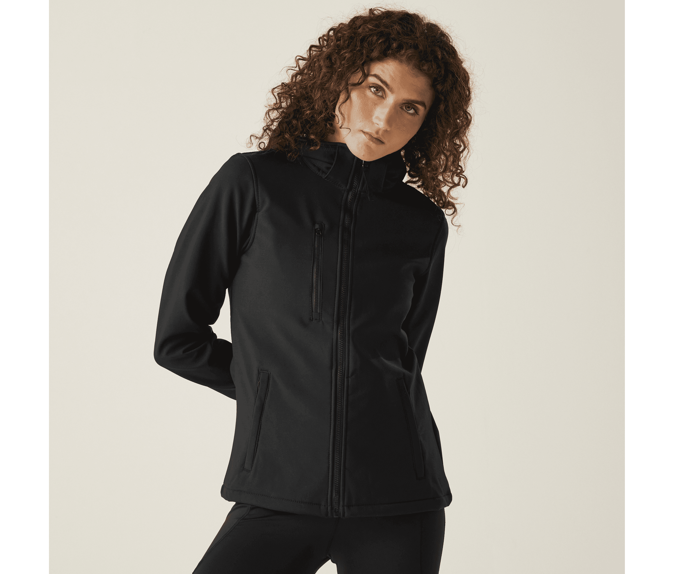 Veste Softshell femme à capuche