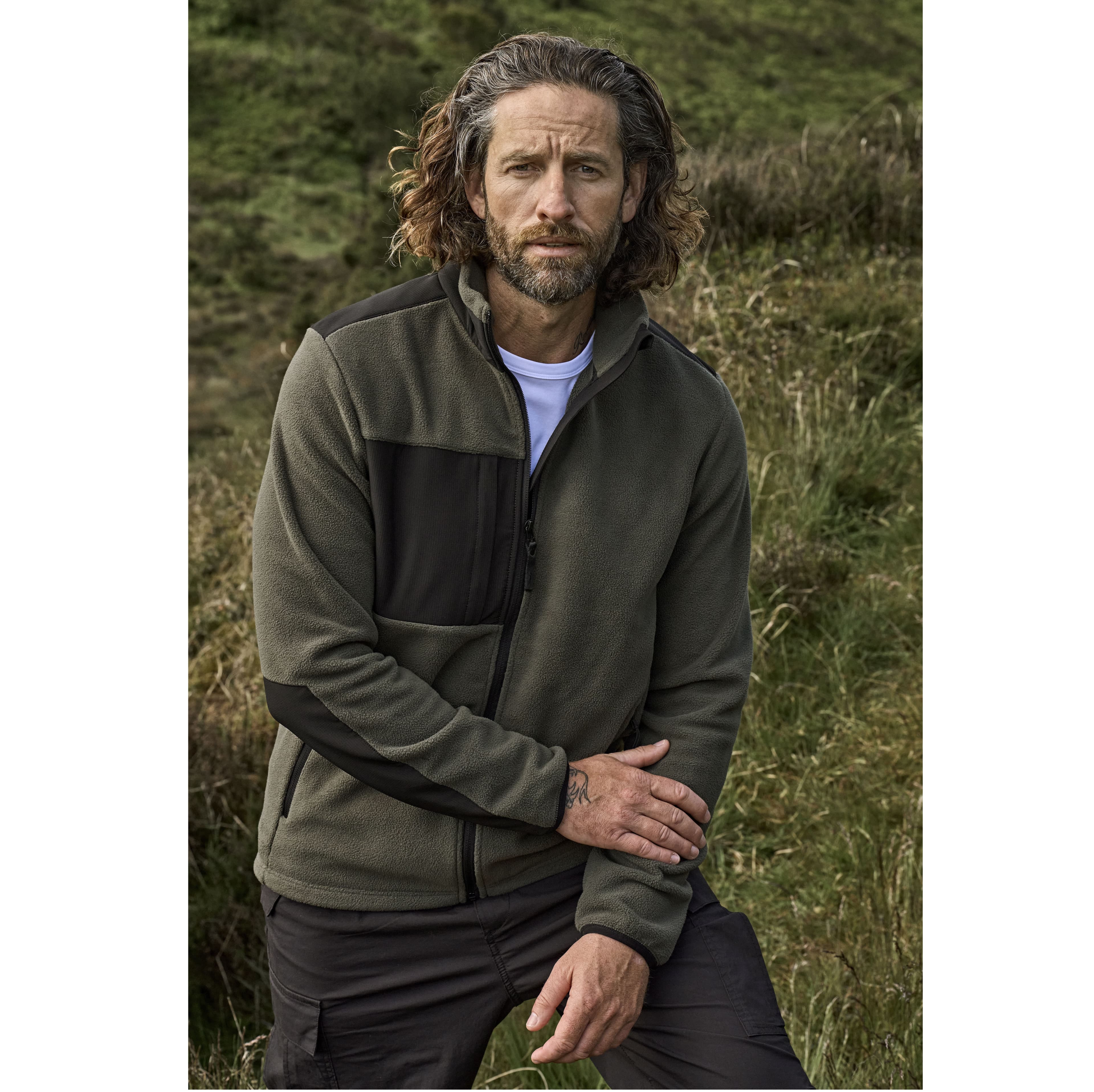 Polaire épaisse avec empiècements renforcés