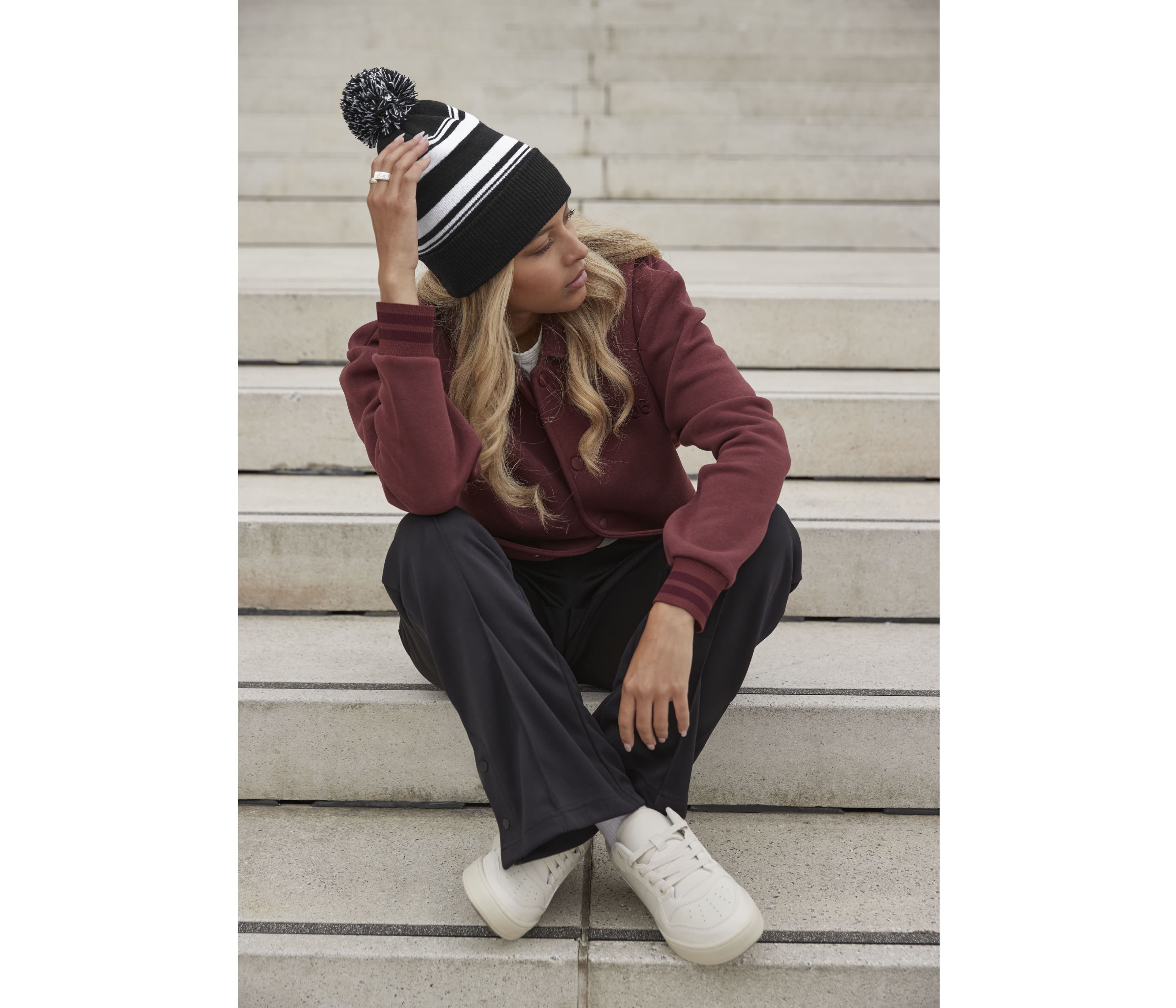 Bonnet de supporter rayé