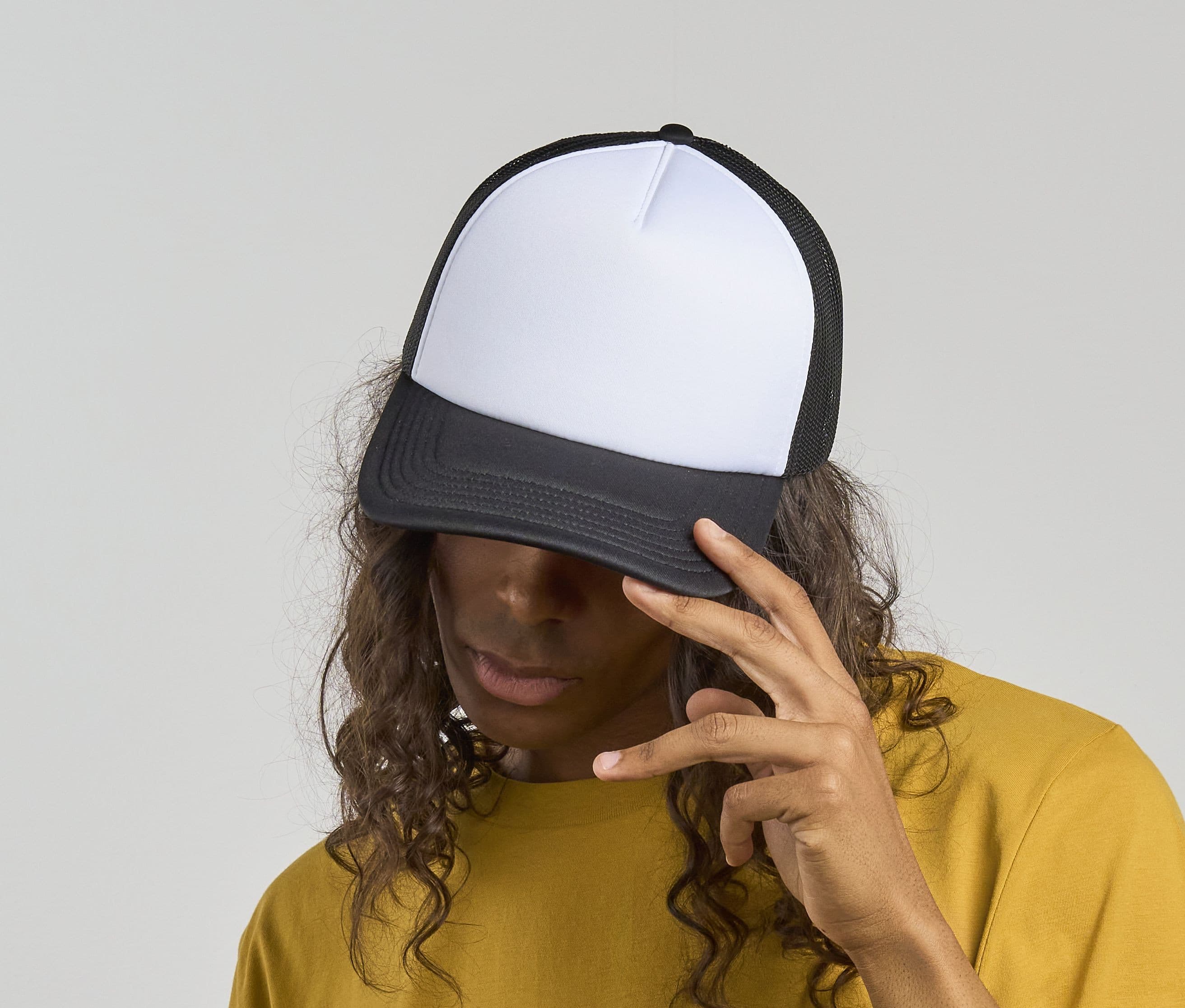 Casquette style rappeur